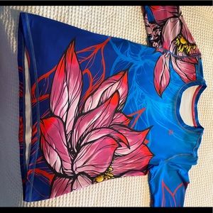 InkNBurn Lush Pull Over